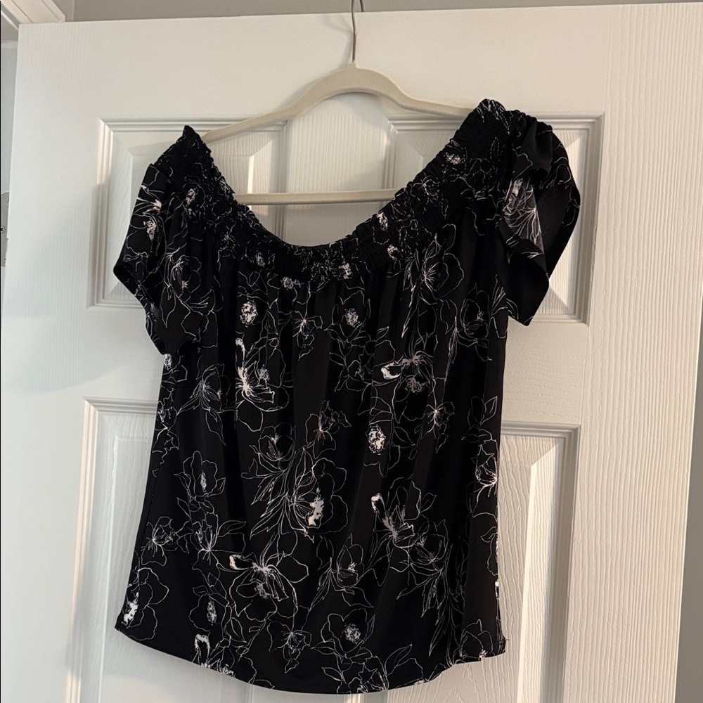 White House Black Market Black Floral Blouse